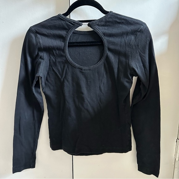 Y2K 3/4 Sleeve Black Top - Picture 4 of 4